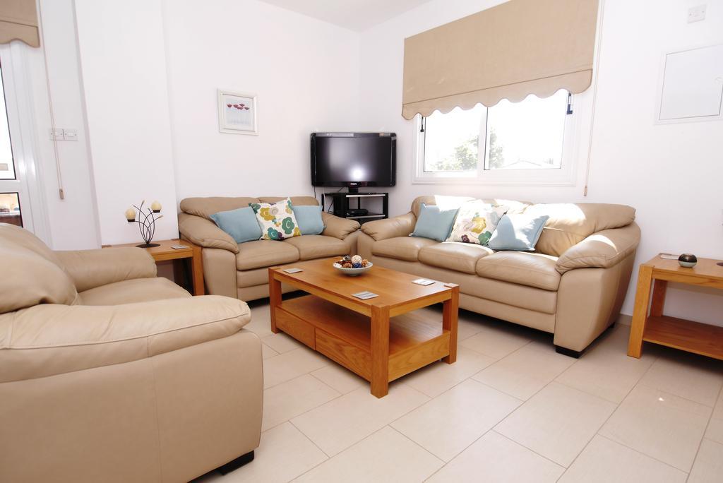 Maouris Villa Protaras Quarto foto